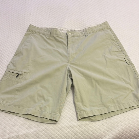 Tasso Elba Other - Men’s Greg Norman for Tasso Elba Ran Cargo Golf Shorts. Waist 38”